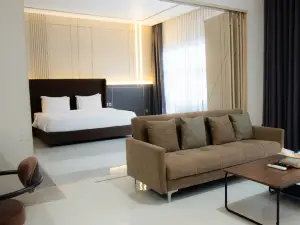 The Emirio Hotel & Cottage