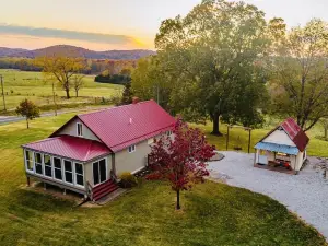 4K Ranch - 10 acre property & home near Hermann