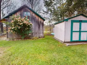 Pond View Cabin