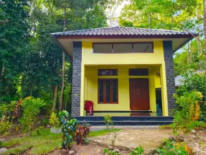 Santi Garden Bungalows
