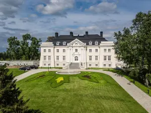 Pałac Komierowo
