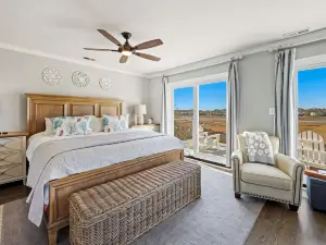 Breathtaking Views and Elegant Kitchen - Stunning Marshfront Retreat