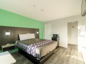 OYO Royal Inn