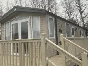 Charming 5-Beds Caravan in Beautiful Seton Sands