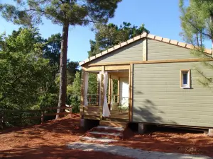 ラ コリーヌ デ オークル