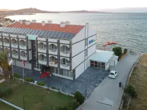 Cunda Basel Hotel