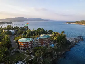 Sinclairs Bayview