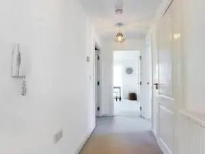 Chic City Centre Apartment with Allocated Parking