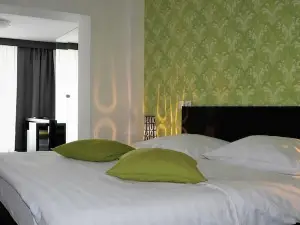 Hotel Bio
