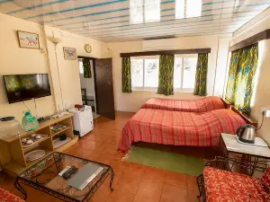 Bamboo Banks Farm & Guest House