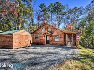 Goldyloks' Cottage is "Just Right!" for You! Near Murphy, NC and Blairsville, GA