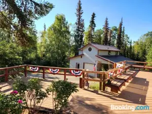 Soldotna Alaska 1 Bedroom Split Level Guesthouse