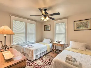 Walkable Lake Elkhart Apt Dine, Shop, Swim!