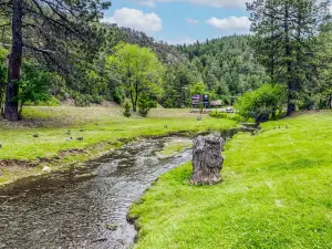 Canyon Creek Lodge 111