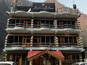 Hotel Mid Orchard Kasol l River Side -Pure Veg Hotel in Kasol