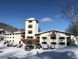 Whitecap Mountains Resort