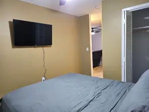 Entire Upstairs Apartment in Gatesville