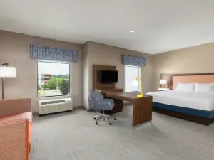 Hampton Inn & Suites Harrisburg/North