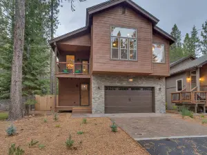 Spacious Kitchen and Outdoor Spa - Stunning Family Retreat