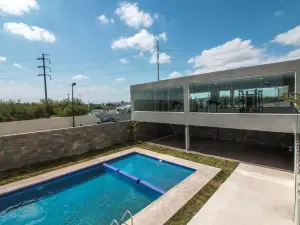 CHN 호텔 몬터레이 아에로푸에르토, 트레이드마크 바이 윈덤