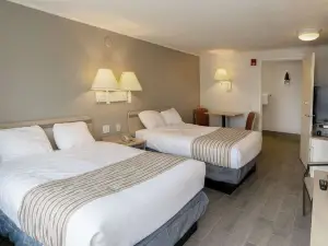 Suburban Studios Mentor - Cleveland Northeast