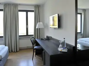 Tandem Hotel