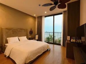 Chill Out Sea Apartment in Flamingo Hai Tien