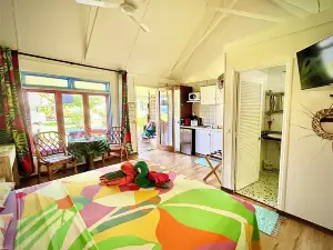 Linareva Moorea Beach Resort