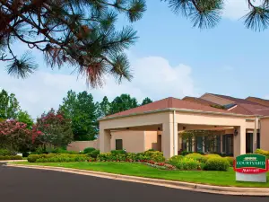 亨茨維爾大學大道萬怡飯店