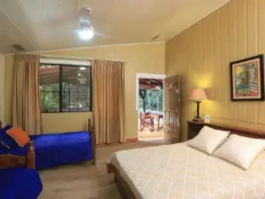 Horquetas River Lodge