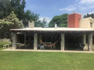 Alojamiento en Casa Quinta, habitacion Privada