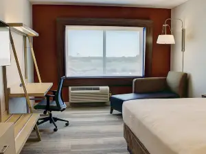 Holiday Inn Express & Suites SPENCER by IHG