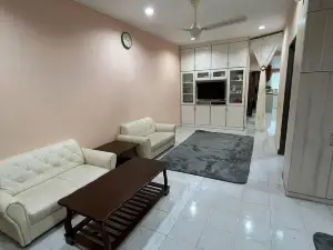 Impiana Homestay