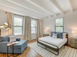 'The Hideaway' Secluded & Spacious Schulenburg Gem