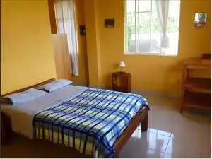 Hostal Tena Ñaui