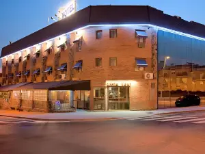 Hotel Sant Pere ll Hspii