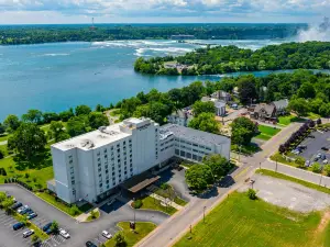 DoubleTree by Hilton Niagara Falls