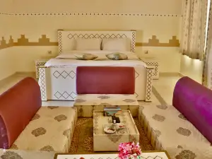 Golden Palm Oasis Royal Palm Classic Suite