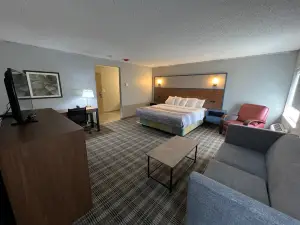 AmericInn by Wyndham Glendale/Milwaukee