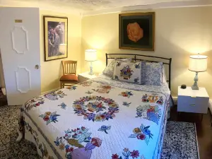 Billie's Backpackers Hostel