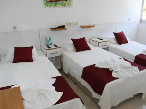 愛耶比斯坦飯店