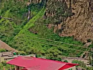 Hotel Himsarovar And Restaurant