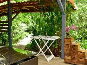 Redoute Paradise