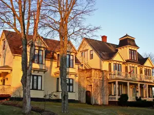 The Maple Inn B&B