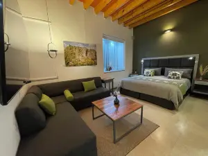ANUIES VALLE DE BRAVO HOTEL Y CONVENCIONES