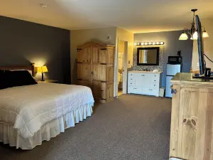 Twin lakes inn And RV