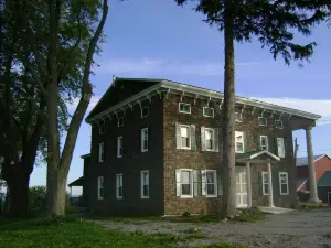 Hill Top Bed & Breakfast