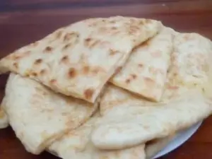 Cottage and Gigo Papa's Wine Cellar