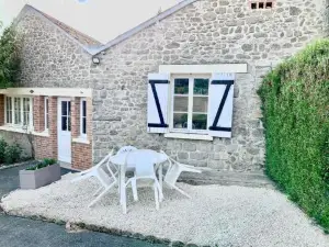 Spacieuse Maison Dans un Parc privée
