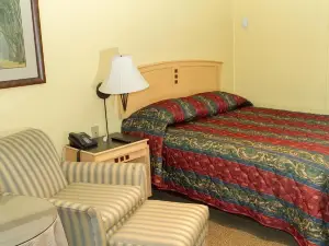 Woodland Motor Inn
